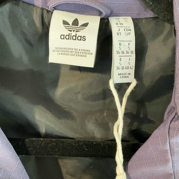 Adidas RYV Patch Pocket Crop Jacket - Picture 12 of 14